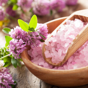 spa-with-pink-herbal-salt-and-clover-flowers-PGS93HU_gallery_2.jpg